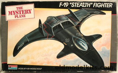 Monogram 1/48 F-19 Stealth Fighter, 5824 plastic model kit